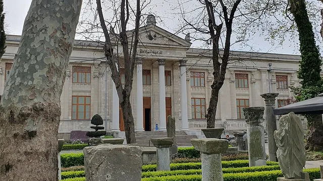 İstanbul Arkeoloji Müzeleri — İskender Lahdi dahil 1 milyon eser İstanbul Arkeoloji Müzeleri | Come Rent Gezi Rehberi
